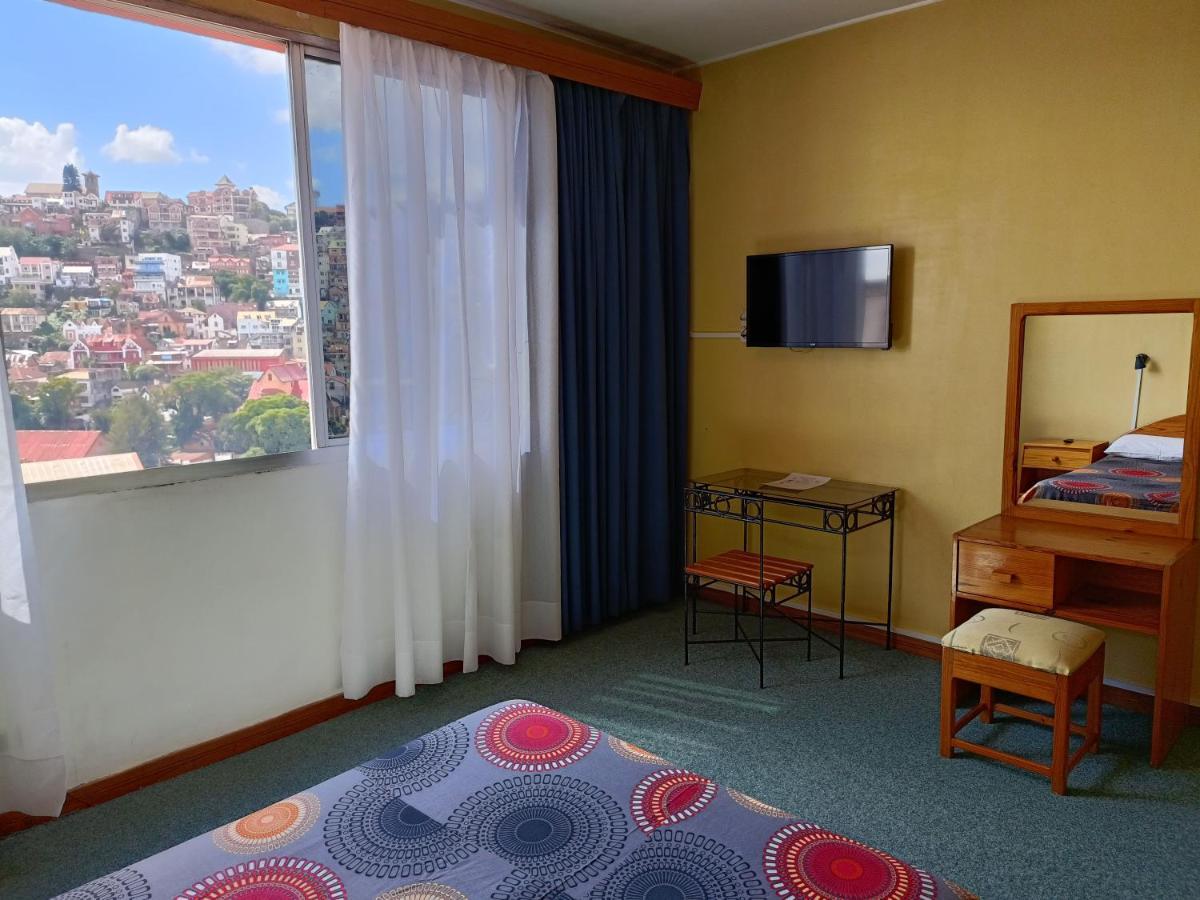 Aina Hotel Antananarivo Eksteriør bilde